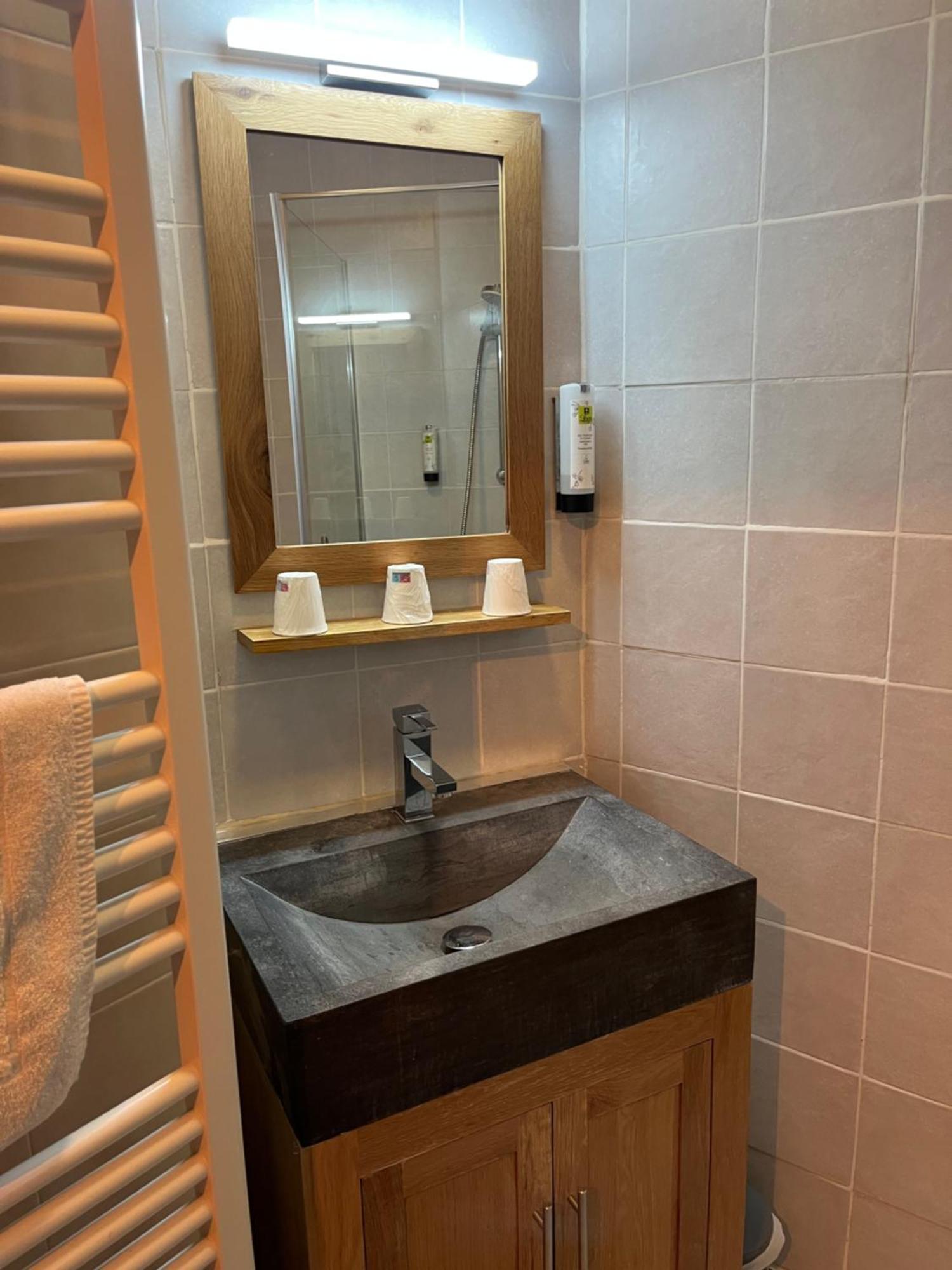 Logis Le Chalet Saint-Maurice-en-Trièves 外观 照片
