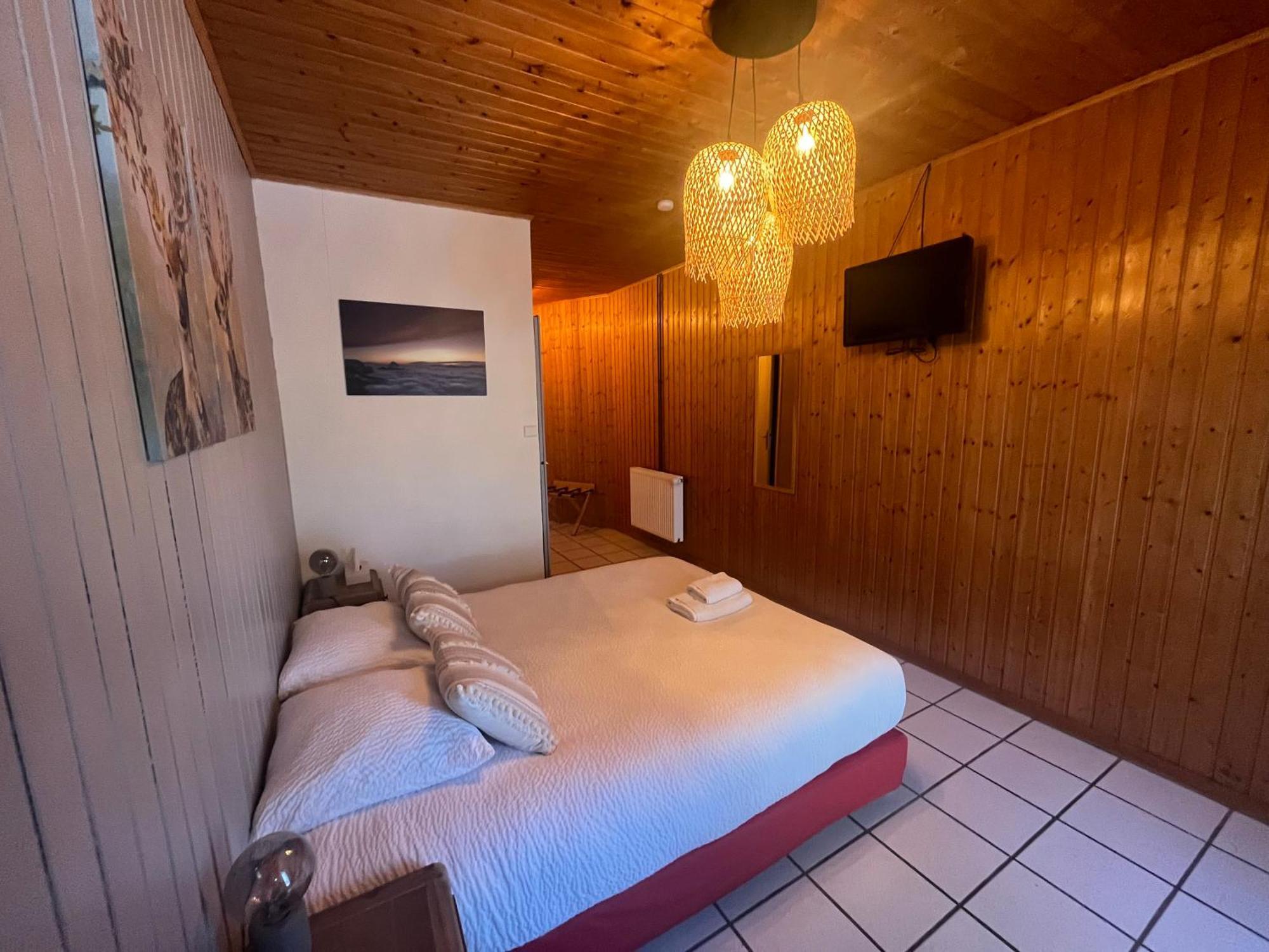 Logis Le Chalet Saint-Maurice-en-Trièves 外观 照片