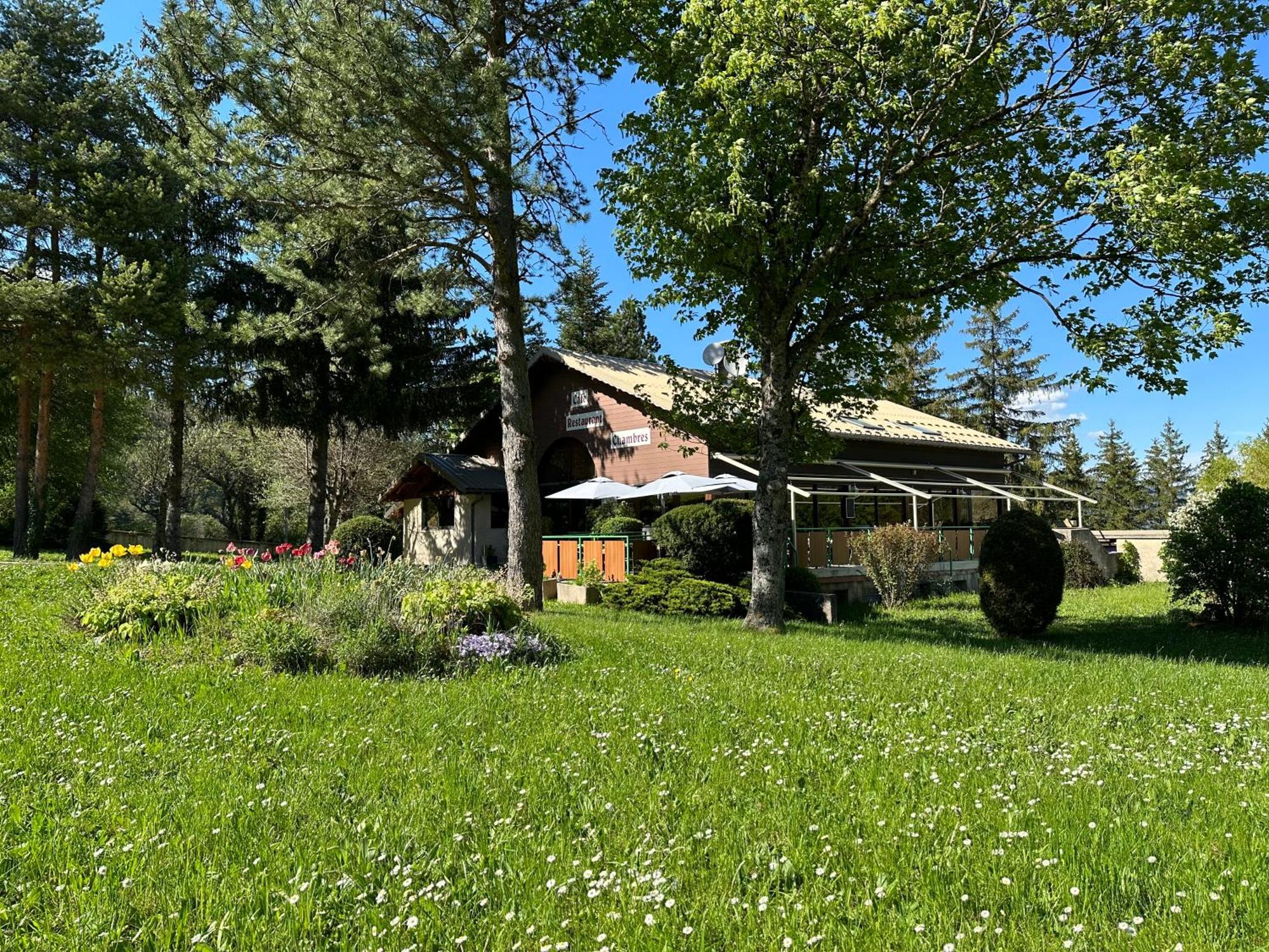 Logis Le Chalet Saint-Maurice-en-Trièves 外观 照片