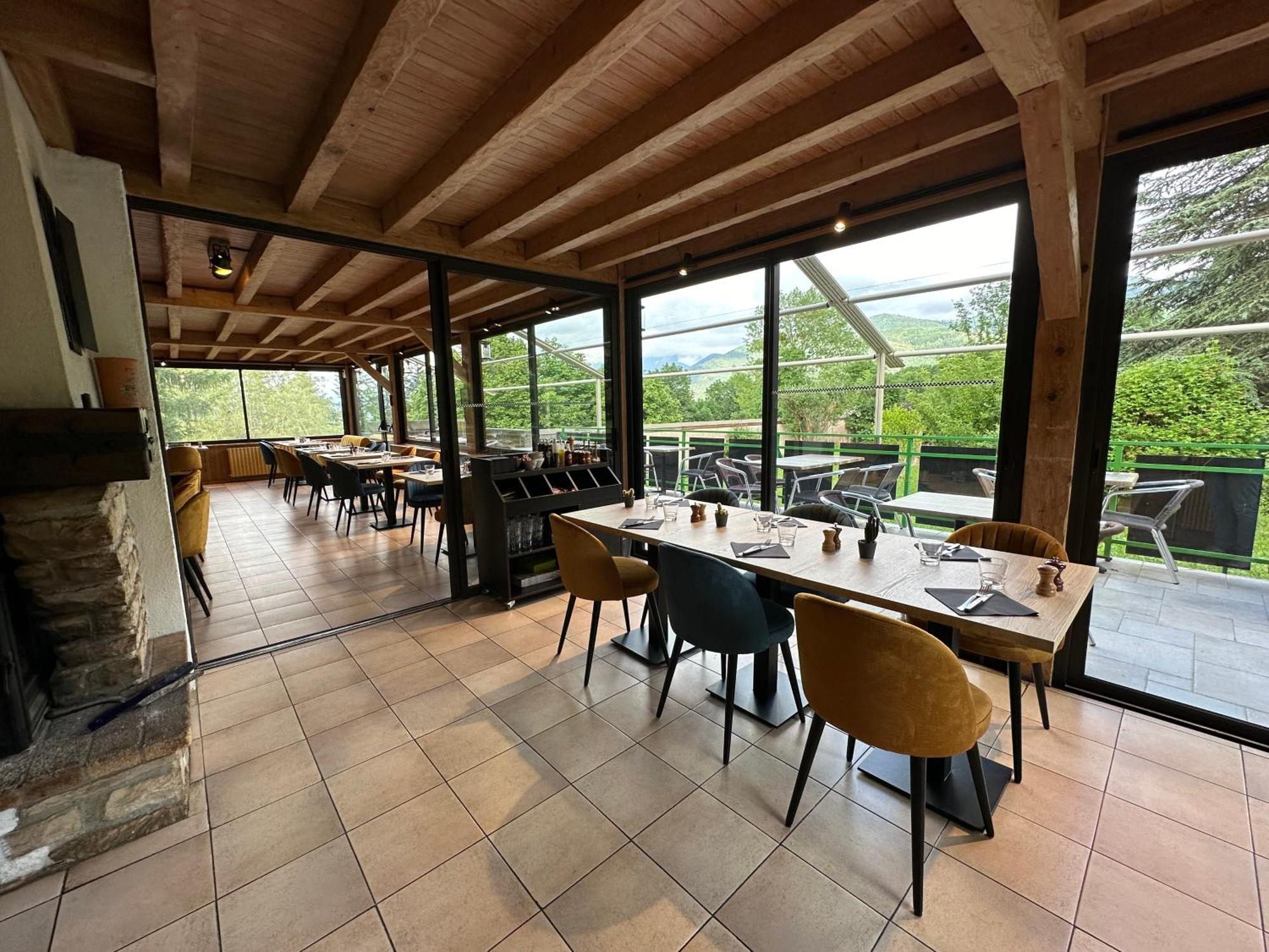 Logis Le Chalet Saint-Maurice-en-Trièves 外观 照片